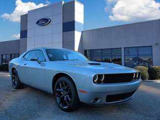 Used 2023 Dodge Challenger SXT w/ Blacktop Package image 1