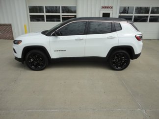 Used 2023 Jeep Compass Limited w/ Sun and Sound Group image 1