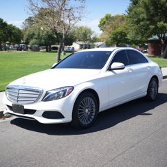 Used 2015 Mercedes-Benz C 300 4MATIC Sedan image 1