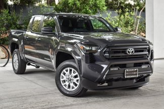Used 2025 Toyota Tacoma 4x4 Double Cab image 1