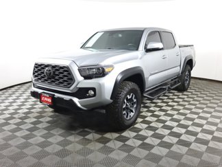 Used 2022 Toyota Tacoma TRD Off-Road image 1