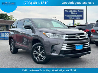 Used 2019 Toyota Highlander LE image 1