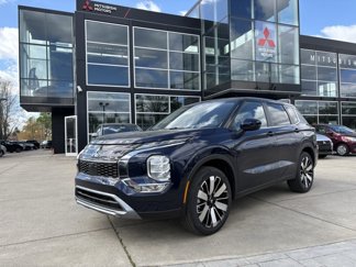 New 2025 Mitsubishi Outlander SE image 1