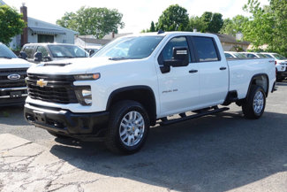 Used 2024 Chevrolet Silverado 2500 W/T image 1