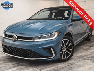 Used 2025 Volkswagen Jetta SE image 1