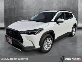 Certified 2024 Toyota Corolla Cross LE image 1