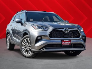New 2025 Toyota Highlander Platinum image 1