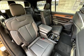 New 2025 Jeep Grand Cherokee L Summit image 1
