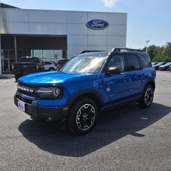 New 2025 Ford Bronco Sport Outer Banks image 1