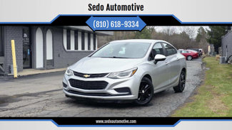 Used 2017 Chevrolet Cruze LT image 1