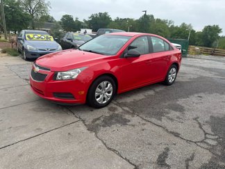 Used 2014 Chevrolet Cruze LS image 1