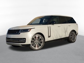 New 2025 Land Rover Range Rover SE image 1