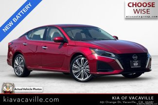 Used 2023 Nissan Altima 2.5 SL image 1
