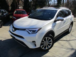 Used 2017 Toyota RAV4 Limited image 1