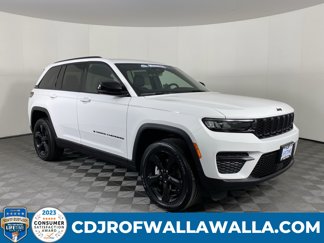 New 2025 Jeep Grand Cherokee Altitude image 1