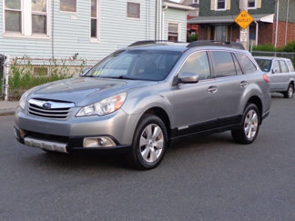Used 2011 Subaru Outback 2.5i Limited w/ PWR Moonroof Pkg image 1