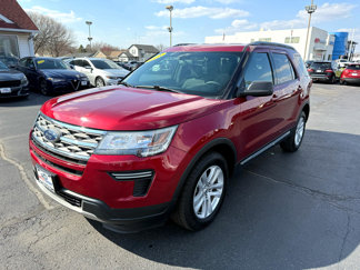 Used 2018 Ford Explorer XLT image 1