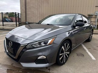 Used 2020 Nissan Altima 2.0 SR image 1