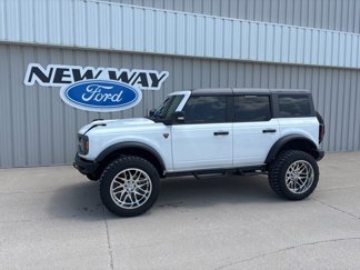 Used 2024 Ford Bronco Badlands image 1