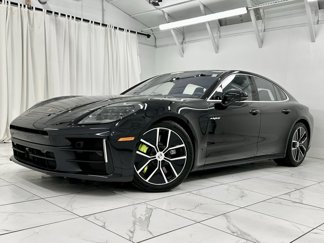 Certified 2025 Porsche Panamera 4S image 1