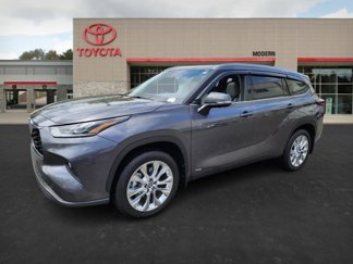 Certified 2024 Toyota Highlander Limited image 1