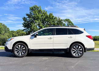 Used 2015 Subaru Outback 2.5i Limited image 1