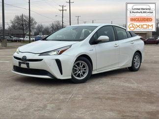 Used 2019 Toyota Prius LE image 1