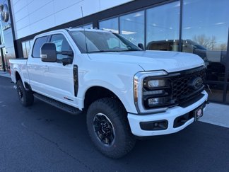 New 2025 Ford F350 Lariat image 1
