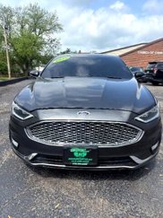 Used 2020 Ford Fusion Titanium image 1