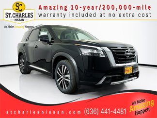 New 2025 Nissan Pathfinder Platinum image 1