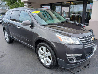 Used 2016 Chevrolet Traverse LT w/ Style and Technology Package image 1
