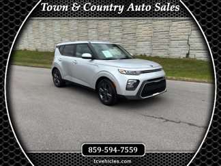 Used 2021 Kia Soul S image 1