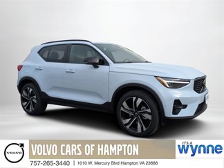New 2025 Volvo XC40 B5 Plus w/ Protection Package Premier image 1