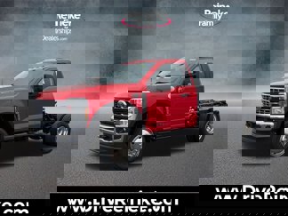 New 2025 Ford F550 4x4 Regular Cab Super Duty image 1