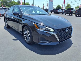 Used 2025 Nissan Altima 2.5 SV w/ SV Premium Package image 1