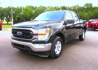Used 2021 Ford F150 XLT image 1