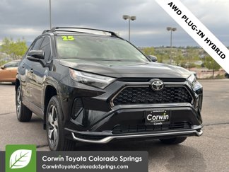Used 2025 Toyota RAV4 SE image 1