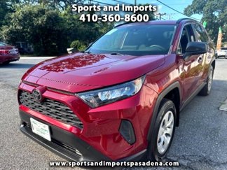 Used 2020 Toyota RAV4 LE image 1