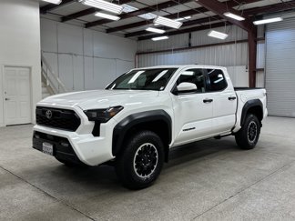 Used 2024 Toyota Tacoma TRD Off-Road image 1