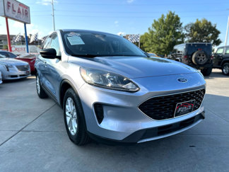 Used 2022 Ford Escape SE image 1
