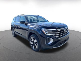 Used 2024 Volkswagen Atlas SE image 1