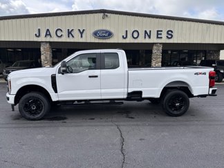 New 2025 Ford F350 XL image 1