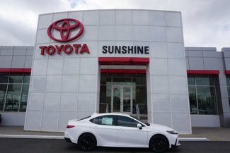 New 2025 Toyota Camry SE image 1