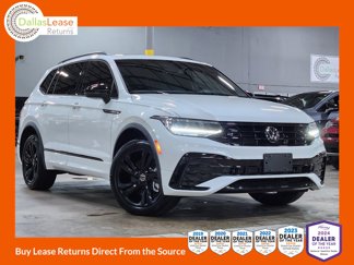 Used 2024 Volkswagen Tiguan SE R-Line image 1