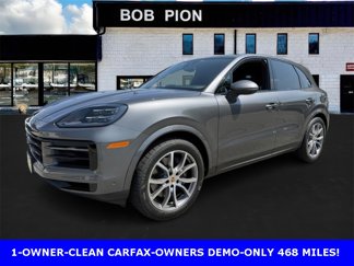 Used 2025 Porsche Cayenne image 1
