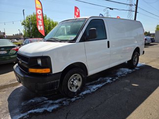 Used 2017 Chevrolet Express 2500 image 1