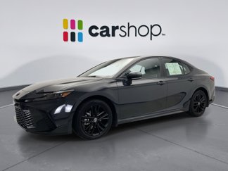 Used 2025 Toyota Camry SE image 1