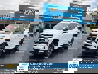 New 2025 Chevrolet Traverse LT w/ Driver Confidence Package image 1