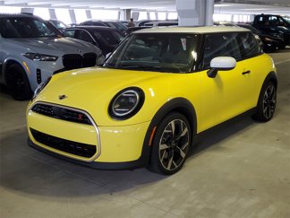 Used 2025 MINI Cooper S image 1