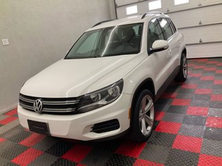 Used 2016 Volkswagen Tiguan S image 1